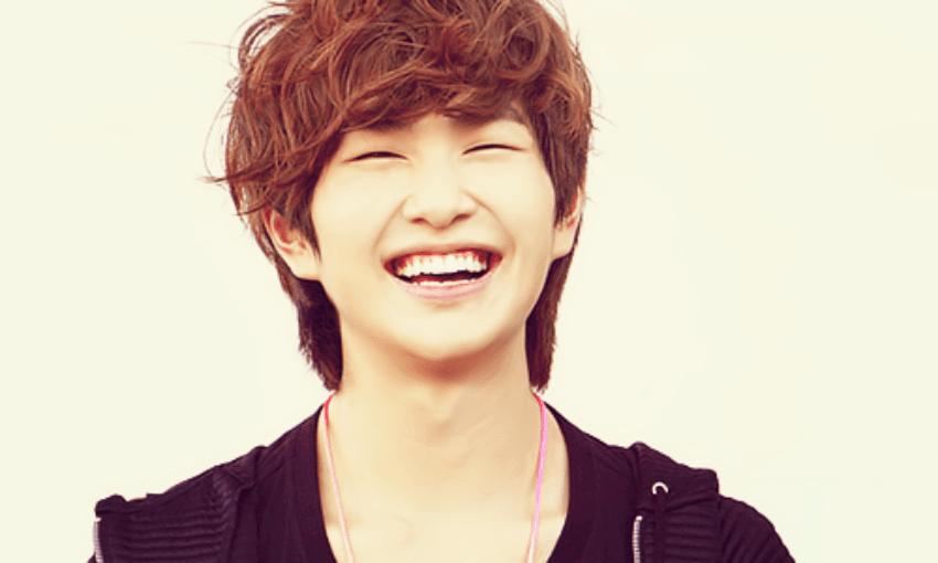 10 Bintang K-Pop Ini Terkenal Dengan "Eye Smile" Mereka