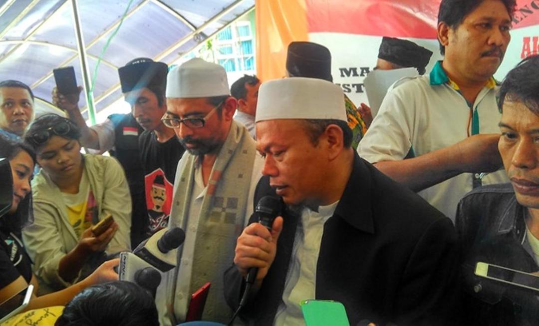 Jelang Aksi 313, Sekjen FUI Ditangkap karena Diduga Makar