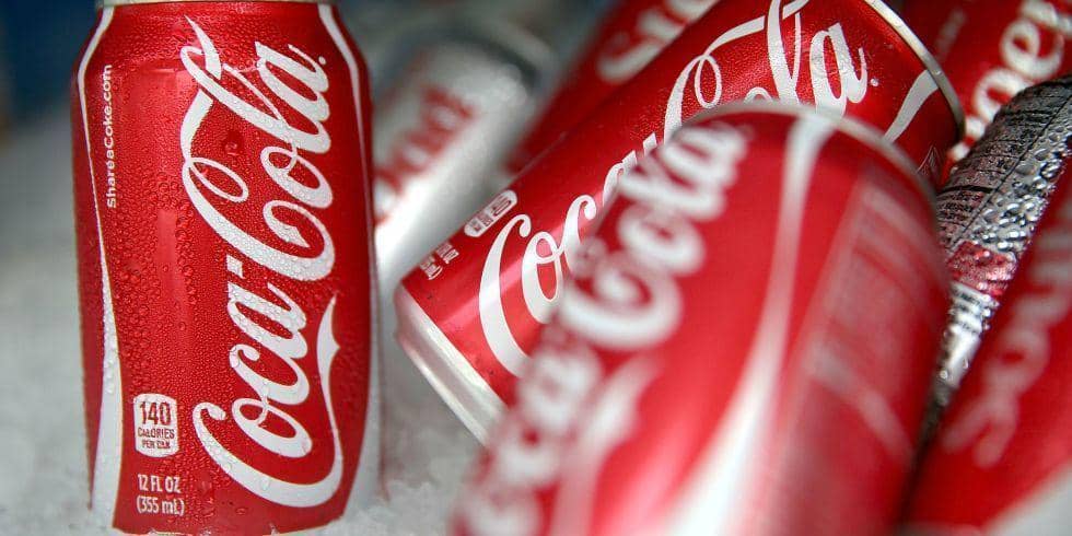 10 Hal 'Ajaib' yang Bisa Kamu Lakukan Hanya dengan Sekaleng Kola