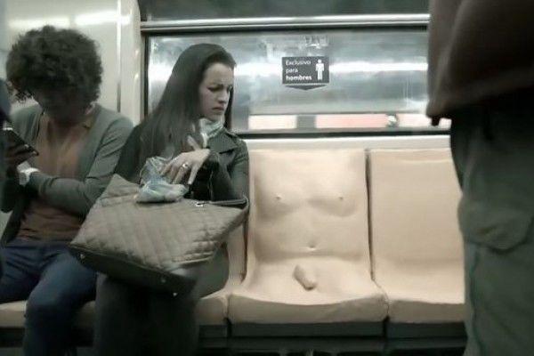 Sexiest Seat, Tempat Duduk Aneh di Meksiko Khusus Kaum Pria