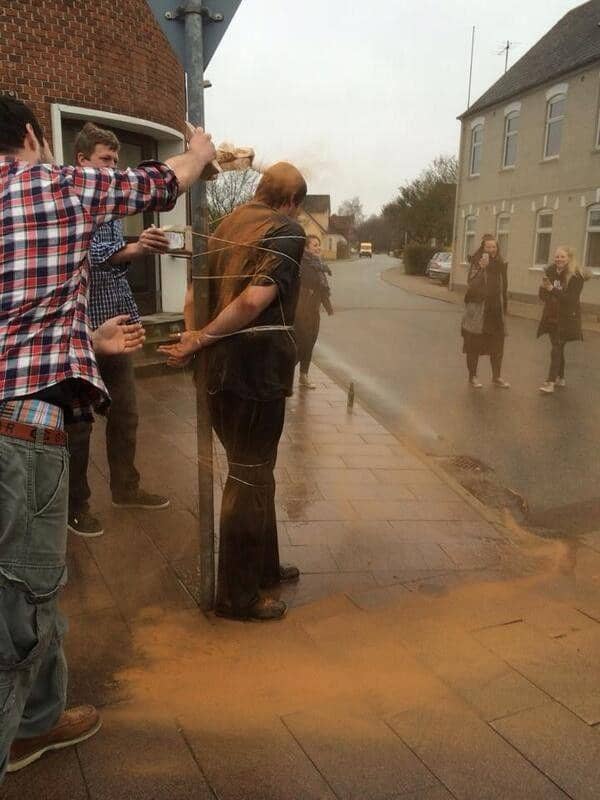 twitter.com / @stinechelon 