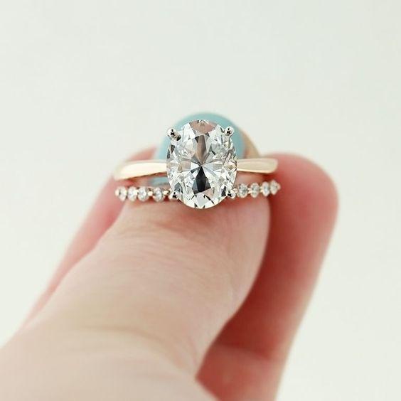10 Desain Unik Cincin Pernikahan yang Bikin Momenmu Berkesan