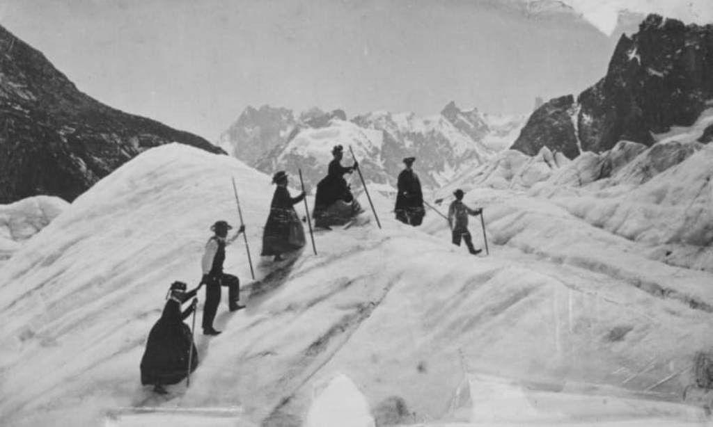 Hulton Archive / Stringer / Getty / via buzzfeed.com