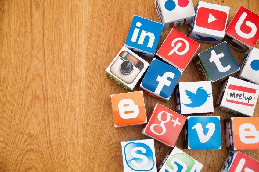 Hal-hal Buruk yang Bisa Terjadi Jika Kamu Oversharing di Media Sosial