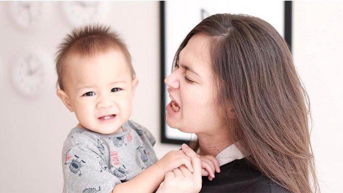 Lucunya Foto Ibu dan Anak Ini Buat Kamu Ingin Cepat-cepat Punya Anak Juga