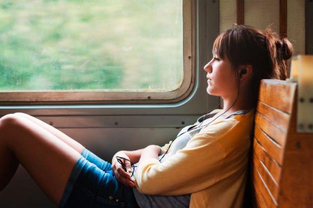 4 Lagu Ini Menggambarkan Kisah Hidup Seorang Kekasih yang Tak Dianggap