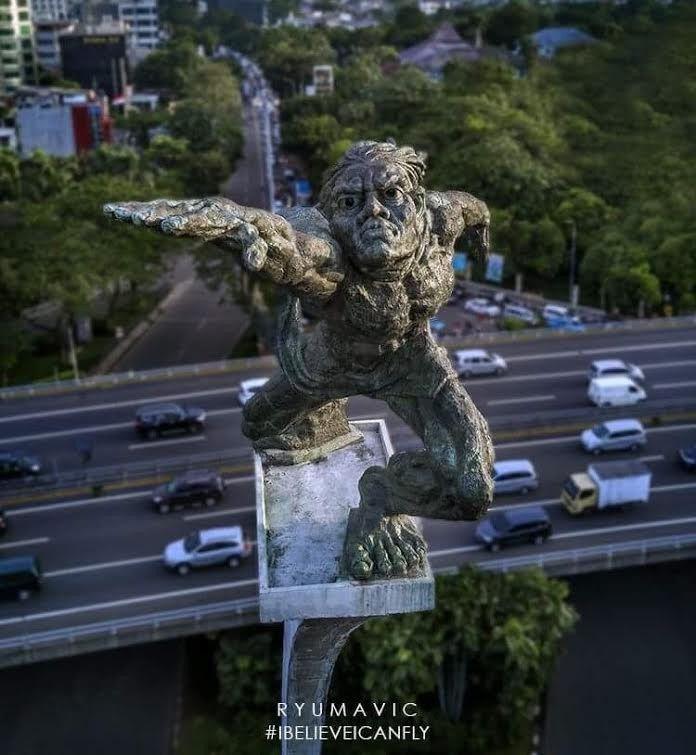 [VIRAL] Wajah Patung Pancoran Kini Jadi Viral di Media Sosial