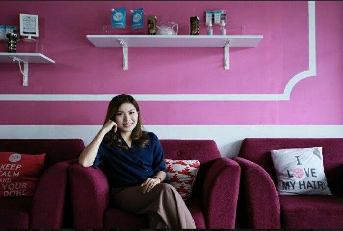 Belajar 5 Kunci Bisnis dari Merrie Elizabeth, Pemilik & Pendiri Salon Blobar