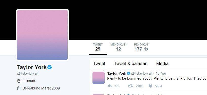 twitter.com/itstayloryall