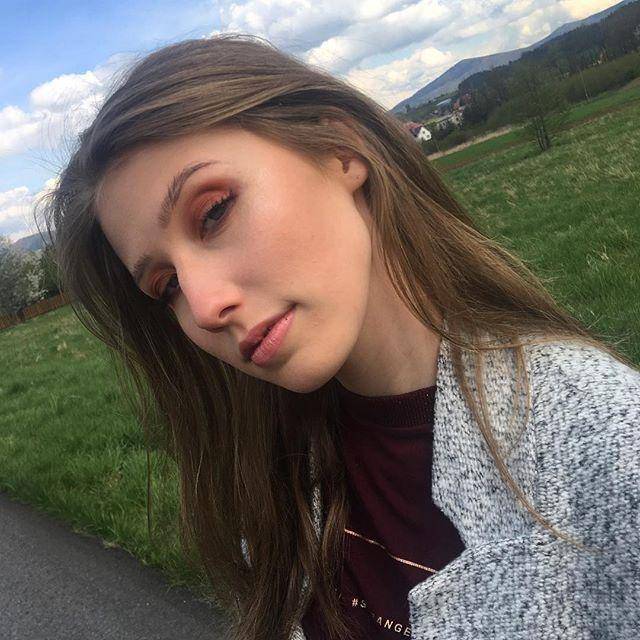 Instragam/@nicolelilmakeup