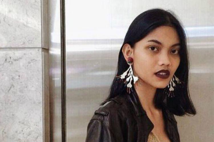 Laras Sekar: Model Indonesia yang Melenggang di Paris Fashion Week 2017