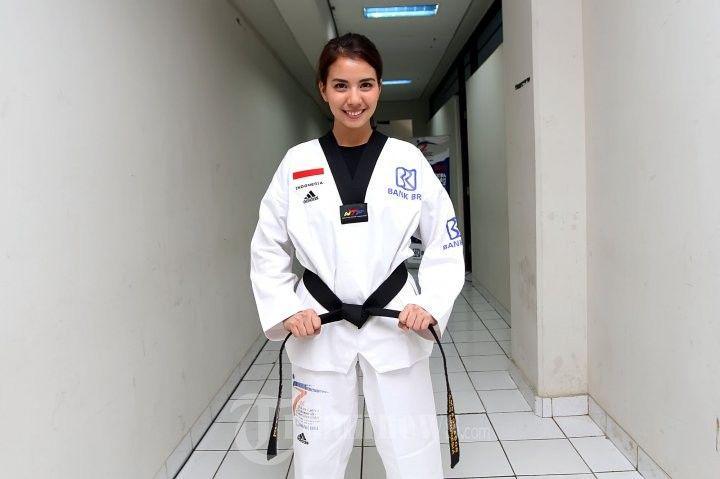 Tangguh, 15 Selebritis Berbakat Ini Ternyata Jago Bela Diri
