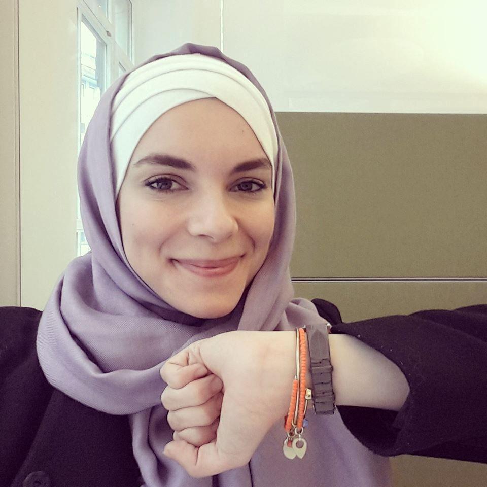 Soufeina Hamed, Muslimah Jerman yang Melawan Rasisme dengan Komik Humor