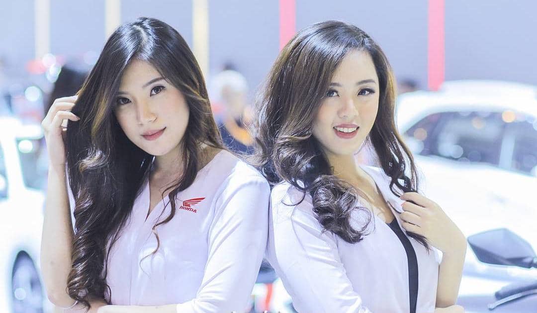 13 Gadis Manis di IIMS 2017 yang Bikin Kamu Salah Fokus!