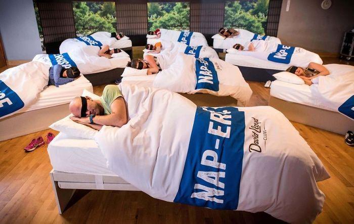 Gym Ini Sediakan Kelas untuk Tidur Siang