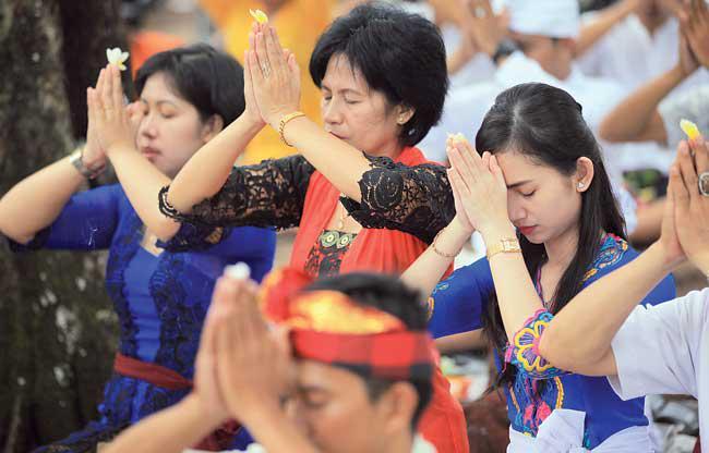 [OPINI] Jangan Khawatir Jadi Minoritas, Banggalah Jadi Orang Bali