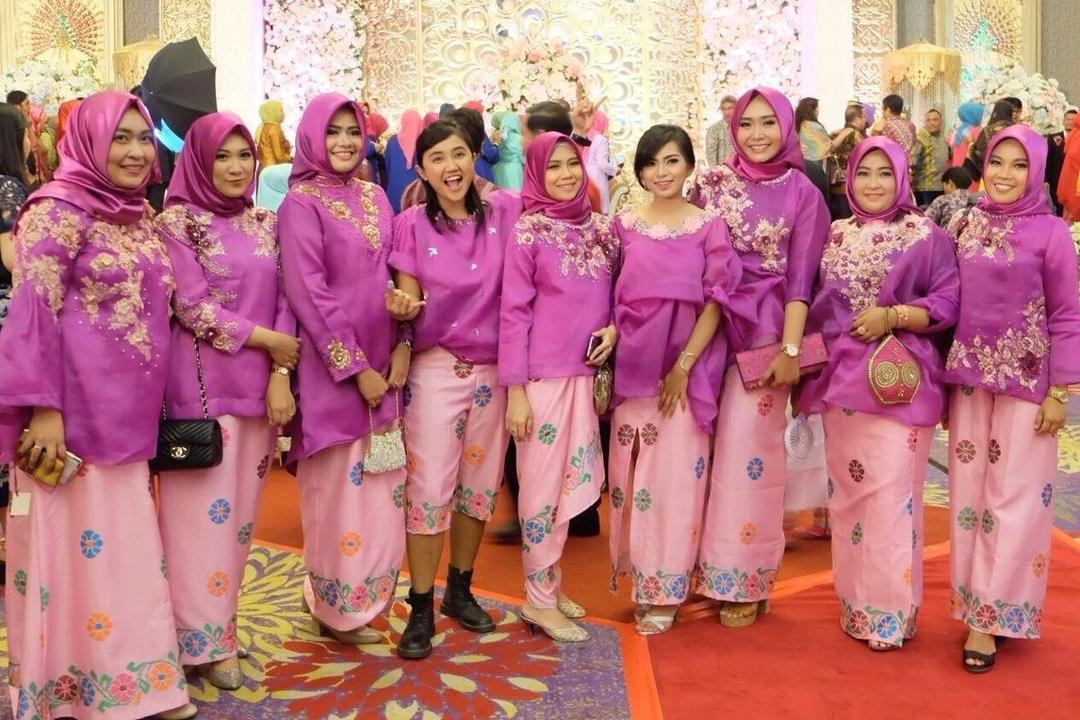Biar Tampil Beda, 10 Inspirasi Baju Bodo untuk Kondangan Ini Bisa Kamu Coba