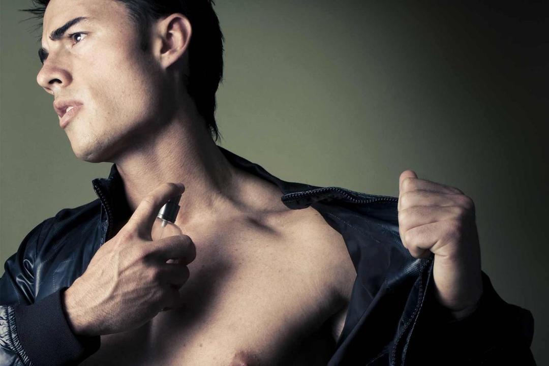 Terungkap, Ini Cara Bikin Parfum Wanginya Tahan Lebih Lama!