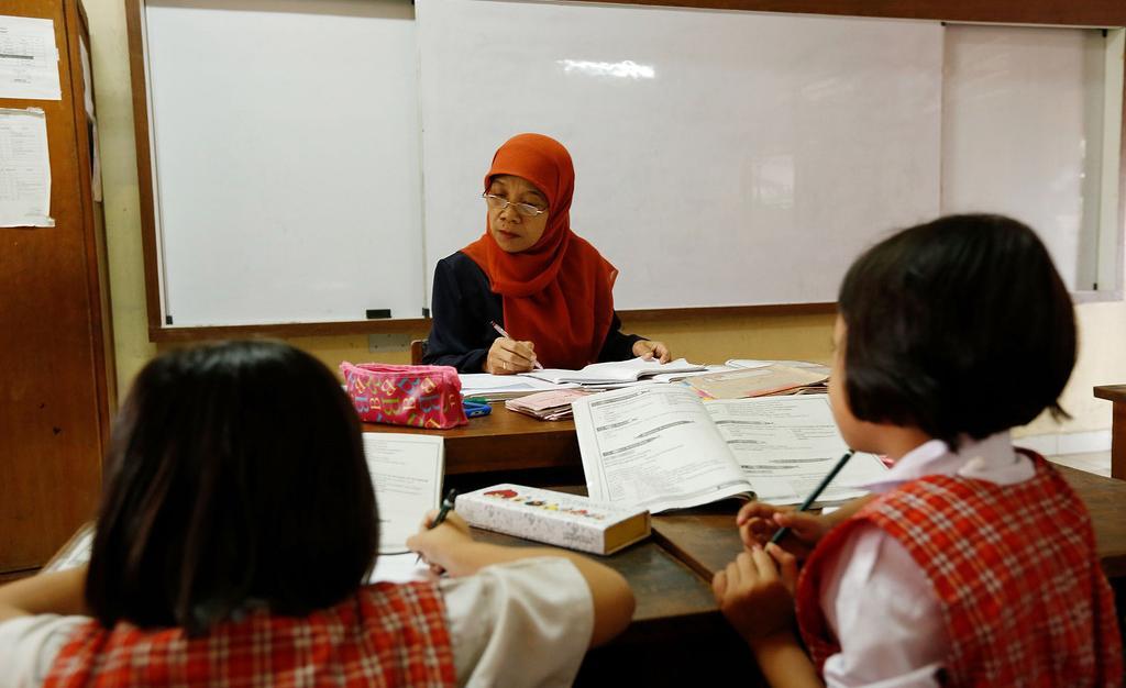 10 Tipe Guru yang Paling Dibutuhkan Anak Indonesia