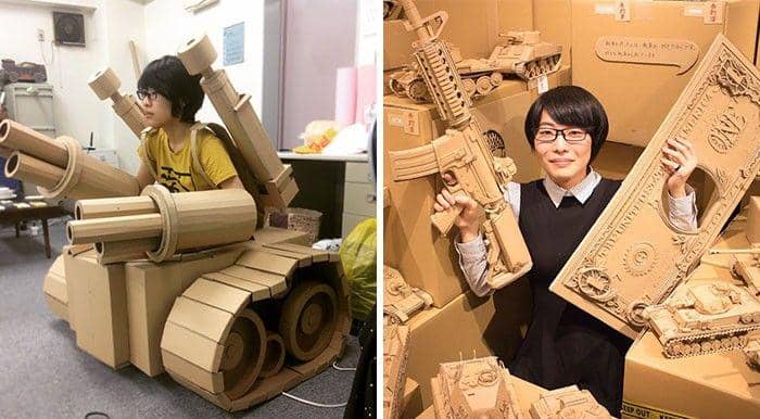 PARADE FOTO: Mahasiswi Kreatif, Benda Ini Terbuat Dari Kardus, Detail Banget!