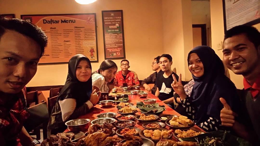 4 Warung Makan Harga Mahasiswa yang Wajib Dikunjungi di Jogja