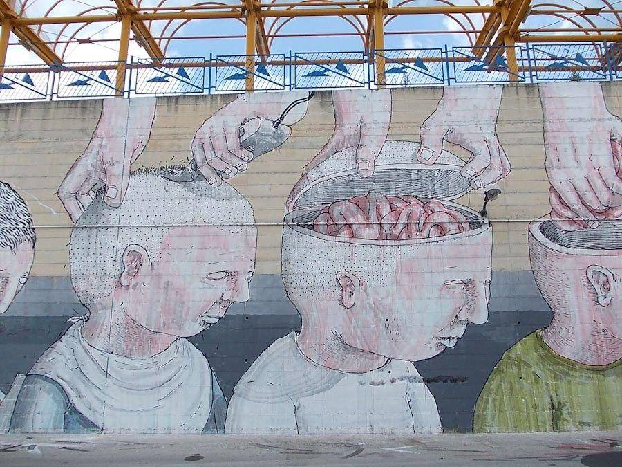 http://www.isupportstreetart.com/artist/blu/