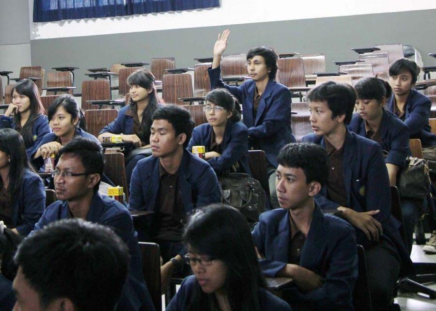 Inilah 6 Kegaliban Fenomenal Mahasiswa Saat di Kampus