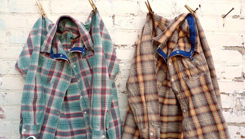 4 Cara Mencuci Kemeja Flanel yang Benar Biar Warnanya Gak Pudar