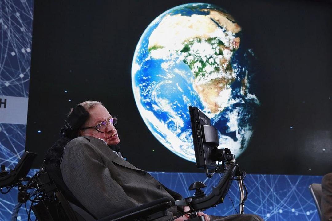 Bumi Makin Sempit, Stephen Hawking Desak Manusia Pindah ke Planet Lain