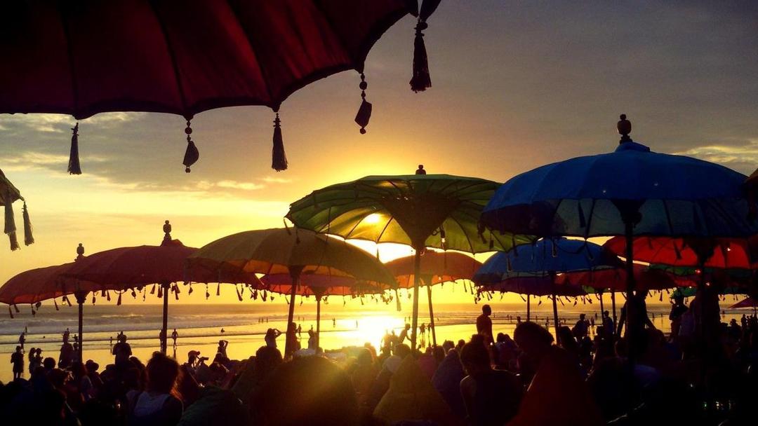 Tahukah Kenapa Pulau Bali Selalu Dikunjungi Turis? Nih Jawabannya