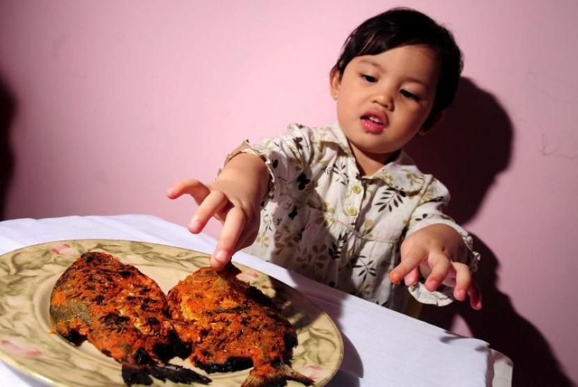 Ilustrasi makan ikan (pexel)