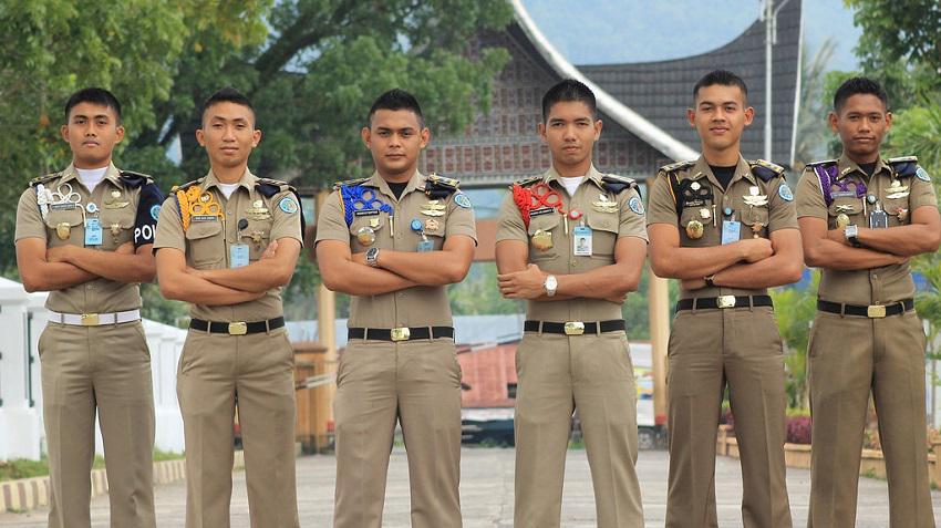 Hal Positif yang Akan Kamu Dapat Jika Kuliah di Sekolah Kedinasan