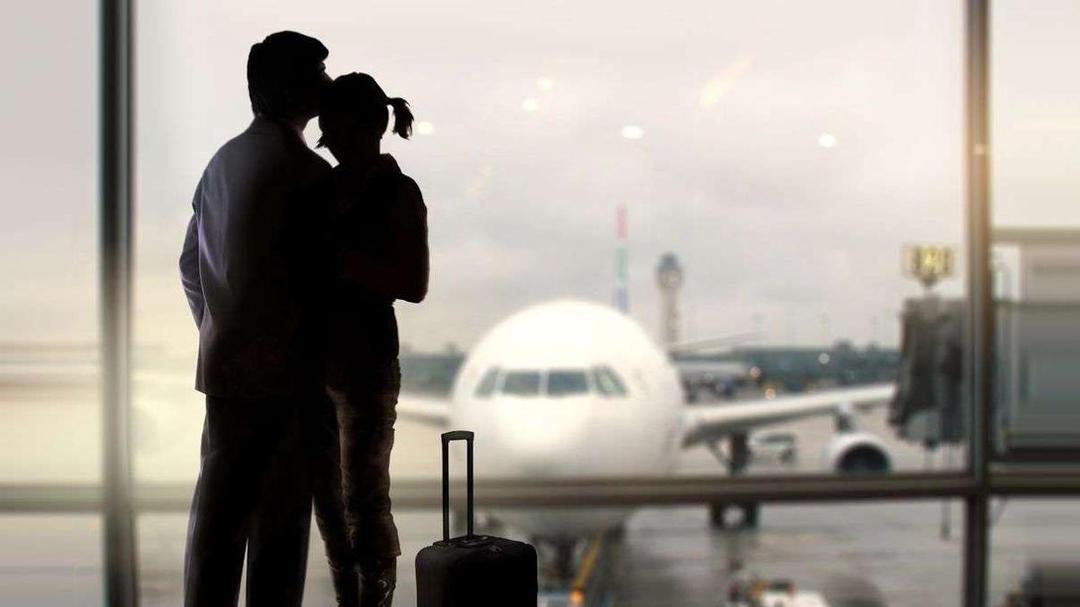 6 Alasan Kenapa LDR Hanya untuk yang Berhati Tangguh