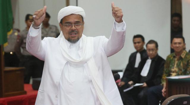 Tak Kunjung Pulang, Ini Kegiatan Rizieq di Arab Saudi