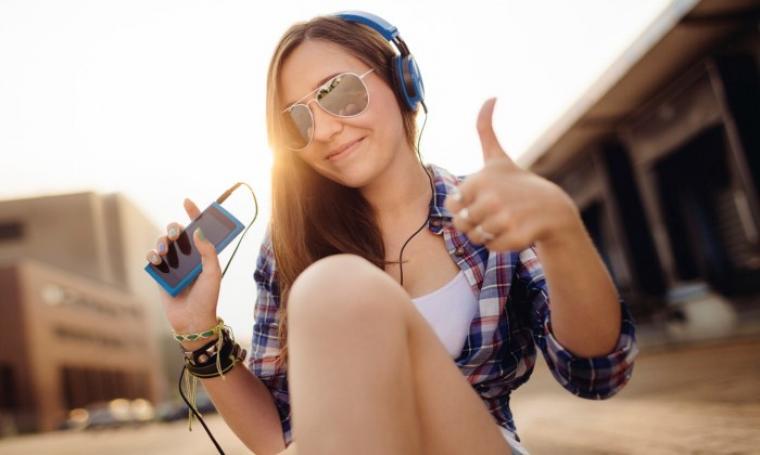 10 Lagu Ini Bikin Kamu Semangat Kerja di Pagi Hari