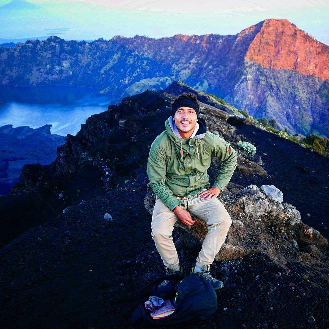 https://www.instagram.com/hamishdw/