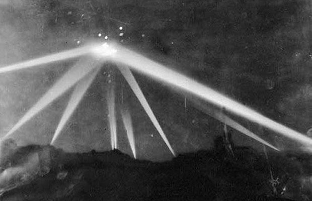 Aneh Tapi Nyata, Foto UFO Ini Tertangkap Sebelum Ada Photoshop