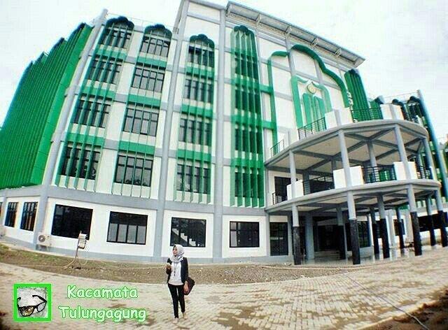 Cerita Unik Tentang Lift, Gedung dan Lahan Parkir di IAIN Tulungagung