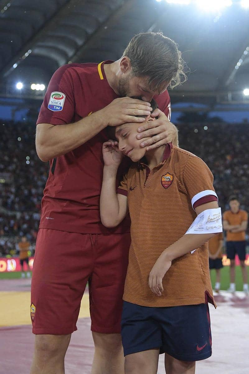 http://www.asroma.com