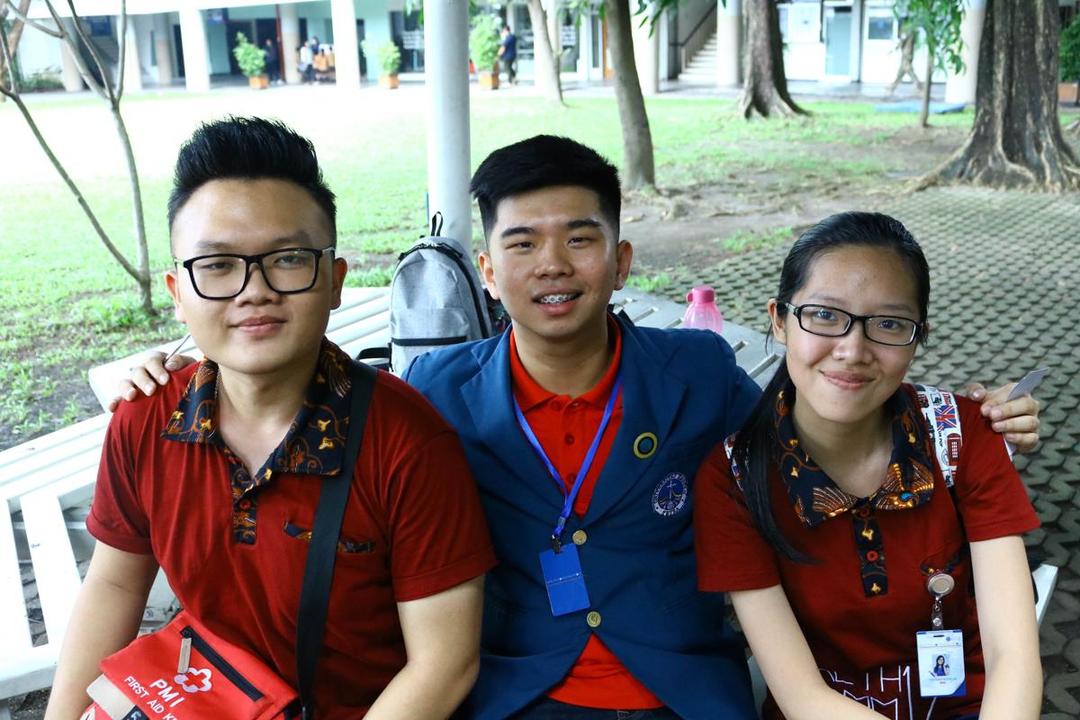 Ketahui Karakter Mahasiswa UK Petra Berdasarkan Kantin Kesukaannya!