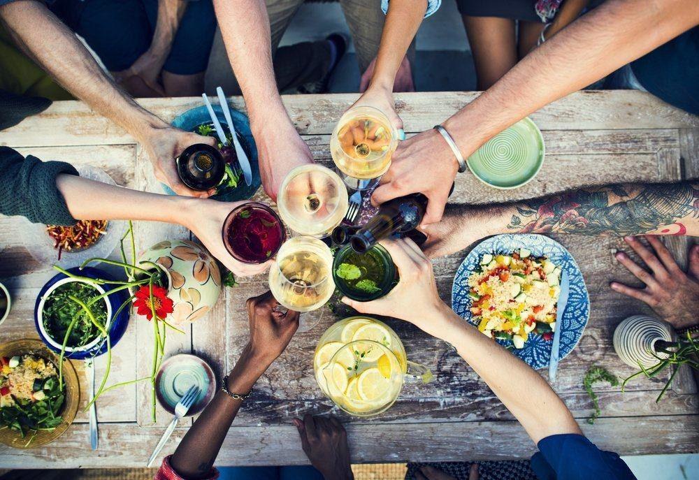 Makanan dan Minuman Ini Ternyata Berbahaya untuk Berbuka Puasa