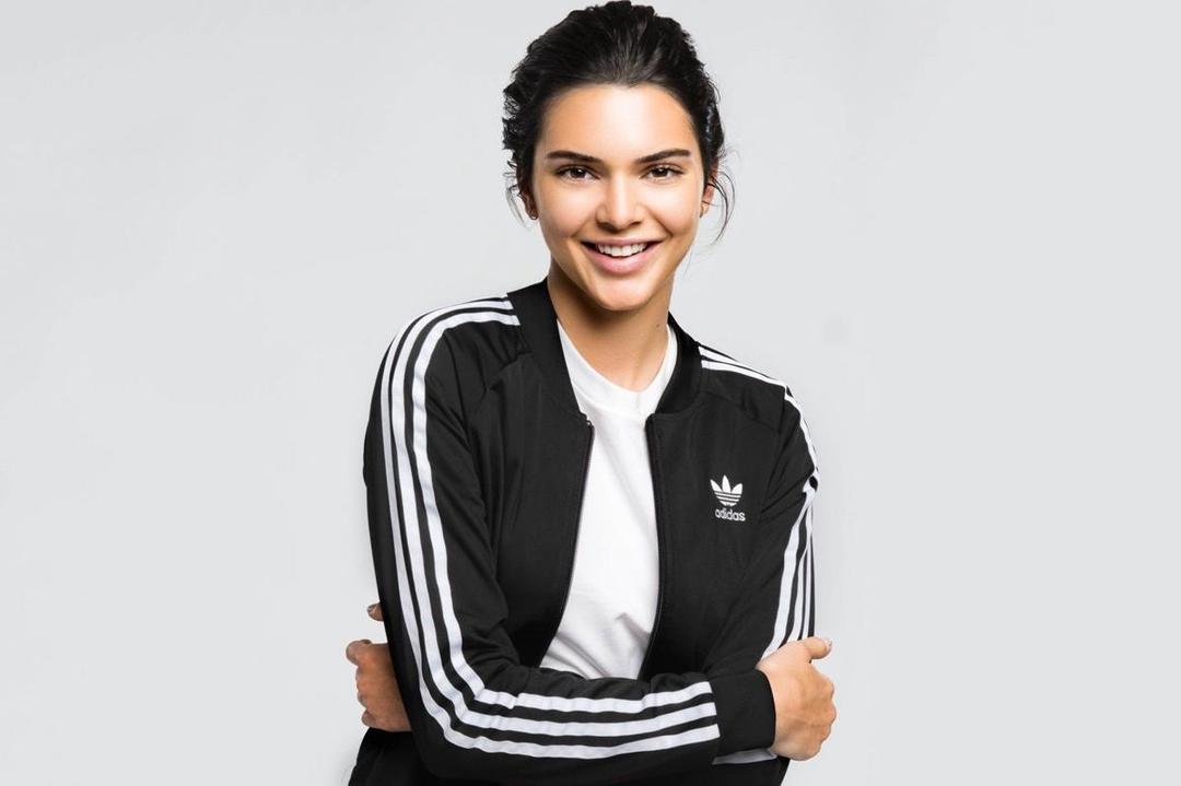 Kendall Jenner Resmi Bergabung dengan Adidas