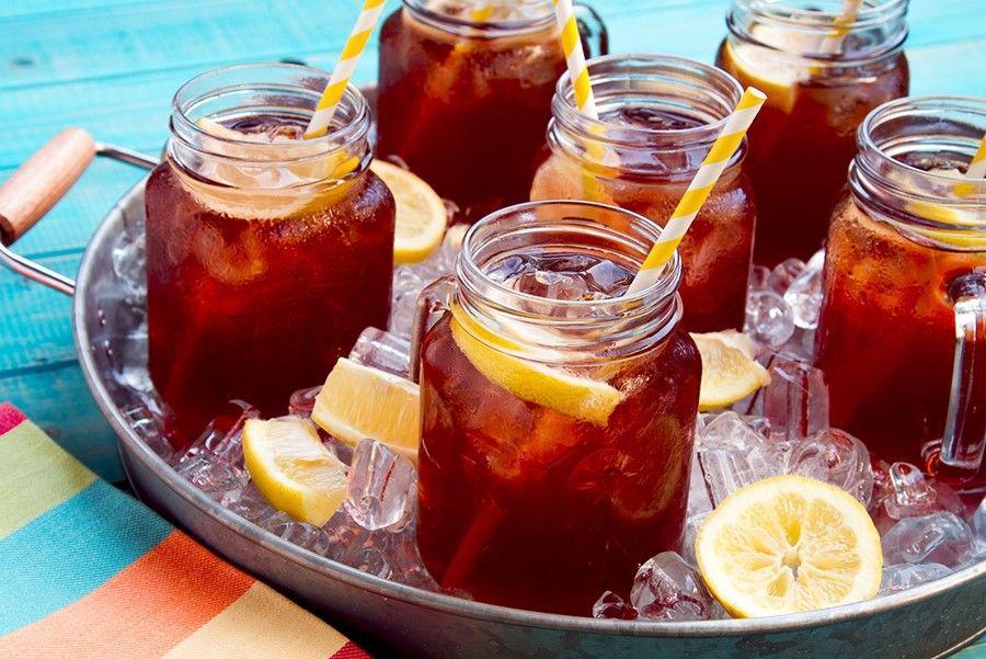 4 Fakta & Mitos Konsumsi Es Saat Buka Puasa