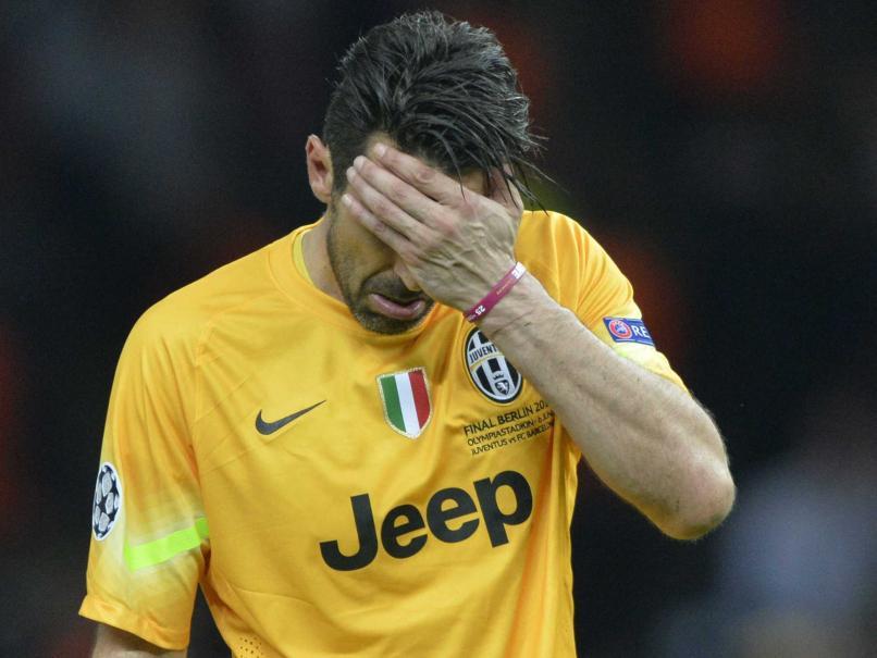 Noda Kecil Pada Karir Buffon Bernama Liga Champions