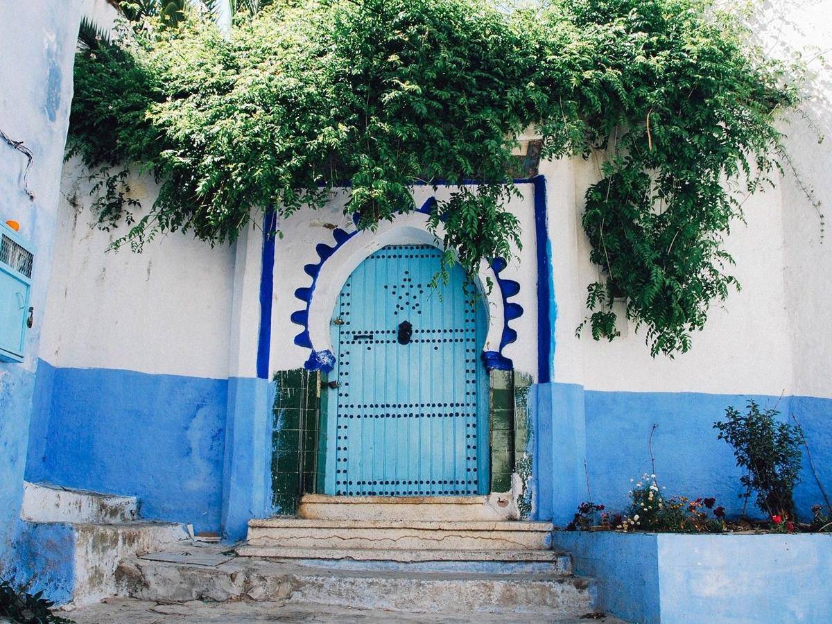 Conde Nast Traveler (by Lucy Laucht)