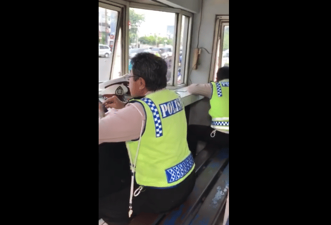 Viral, Pengendara Datangi Pos Polisi karena Tak Terima Ditilang
