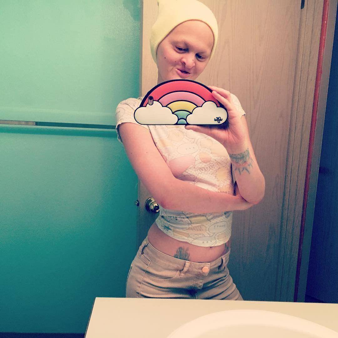 instagram.com/melaniegaydos
