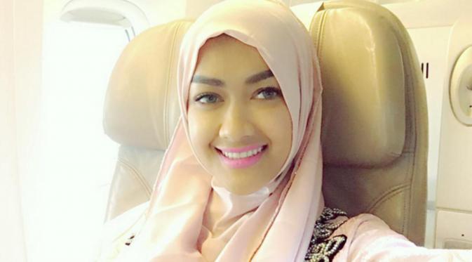 Selain Julia Perez, 7 Artis Ini Juga Meninggal Dunia Karena Kanker