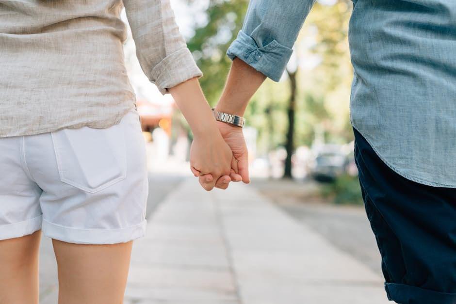Vaksin HPV Pencegah Kanker Serviks. Gak Cuma Cewek, Cowok Juga Perlu