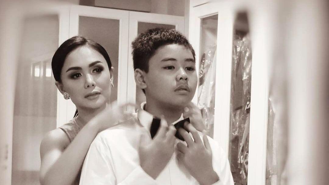 10 Foto yang Buktikan Yuni Shara Seleb Paling Awet Muda di Indonesia